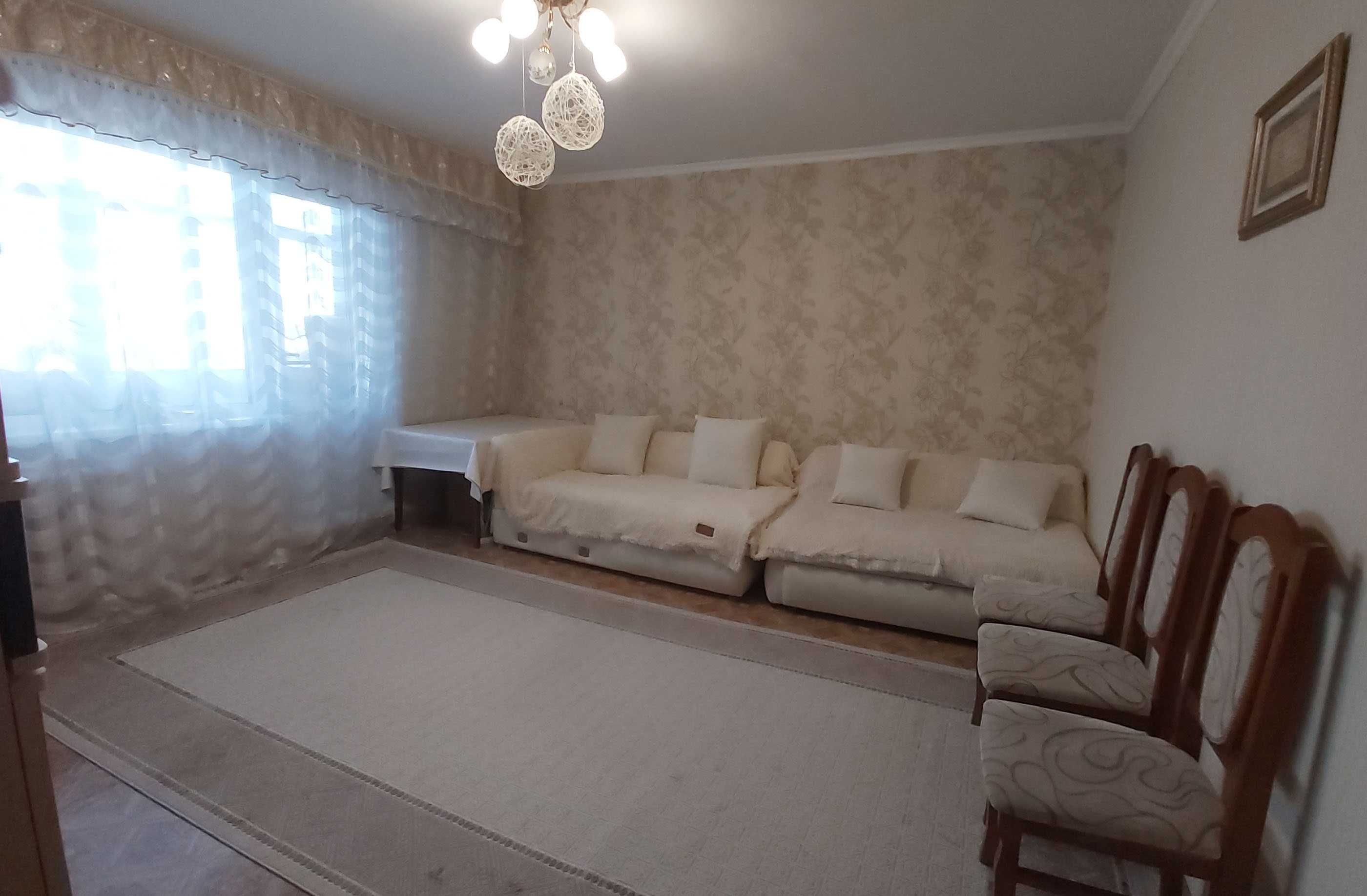 Продам 3-х комн. квартиру улучшенной планировки по пр.Шахтёров