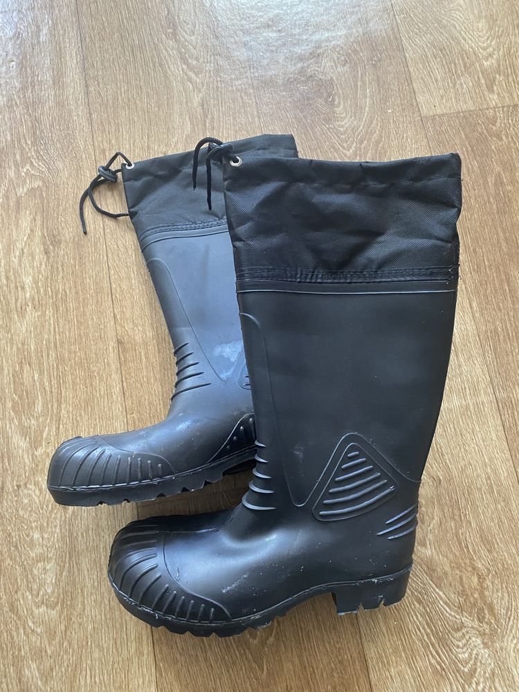 Продам новая обувь и одежда