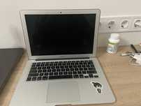 Продам Macbook air 13 2014 года