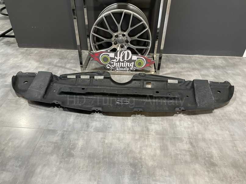 Защита двигателя Toyota Sienna LE/SE
