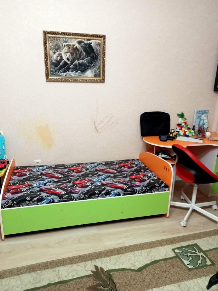 Продам срочно детскую мебель