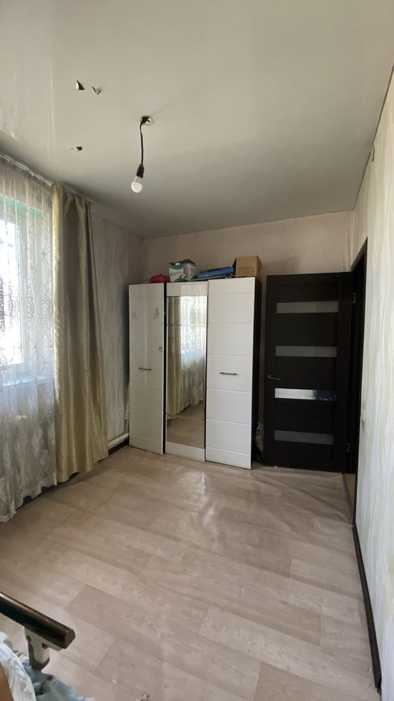 продается два дома в Ждановке