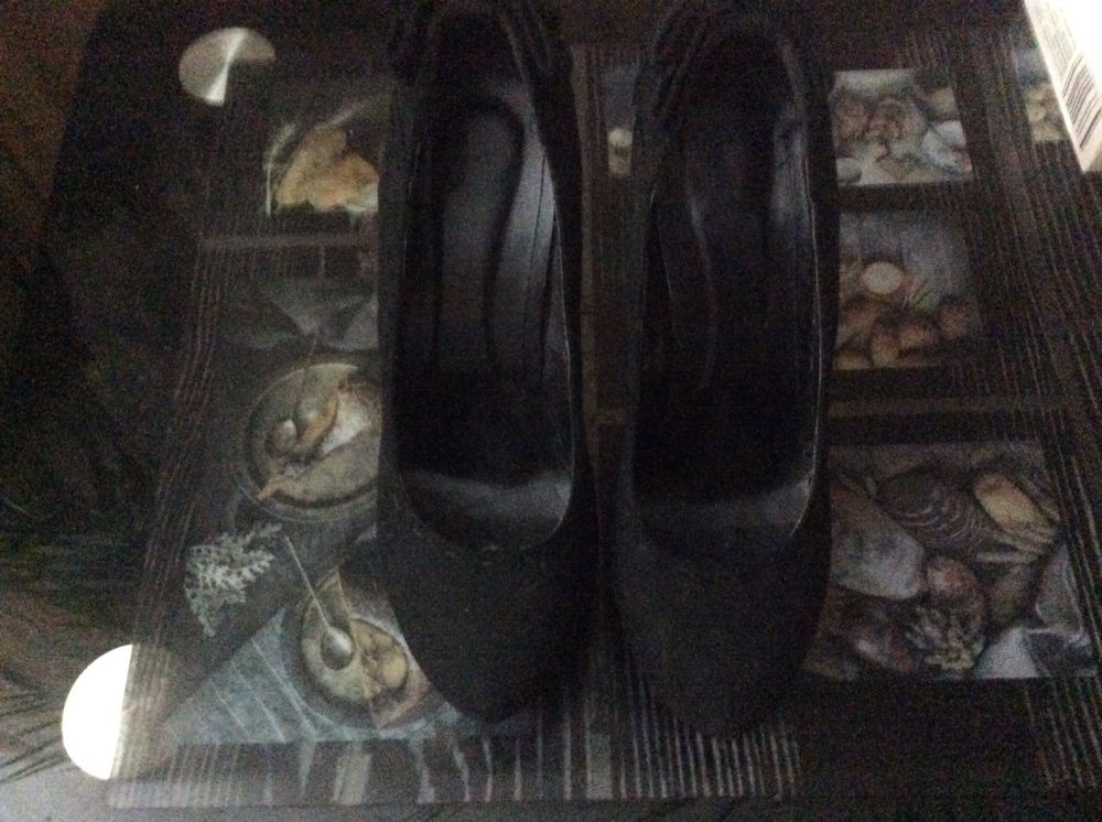 Продам туфли женские