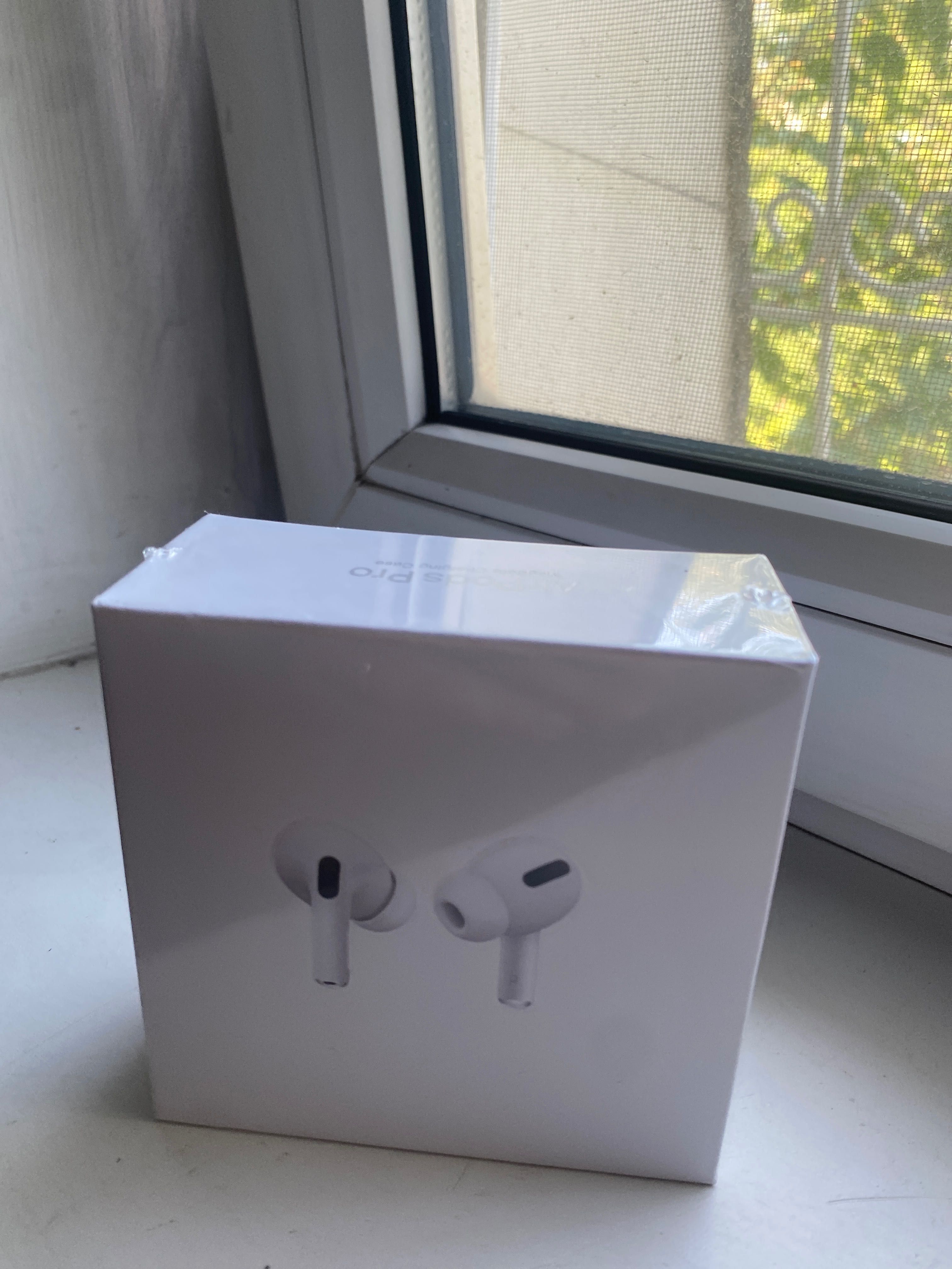 AirPods 1 MagSafe