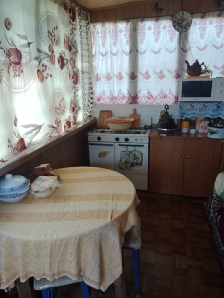Продаю дачу в обестве "Вишенка"
