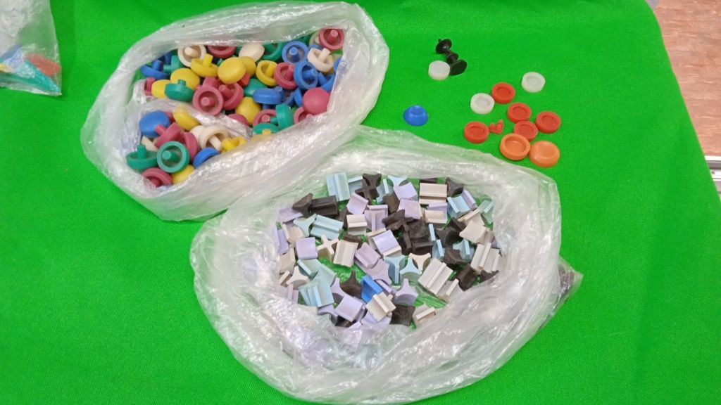 Игрушки Ссср ,домино,куклы