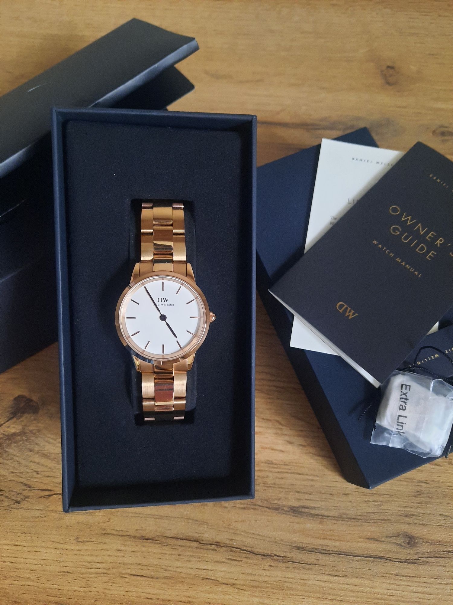 Часы Daniel Wellington