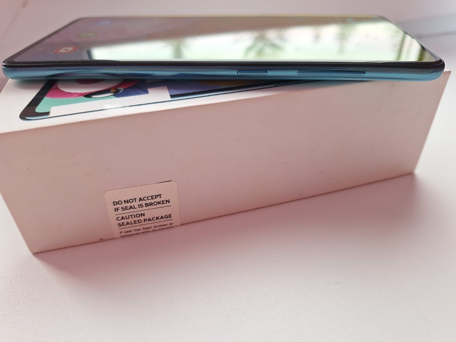 Продам samsung a51.