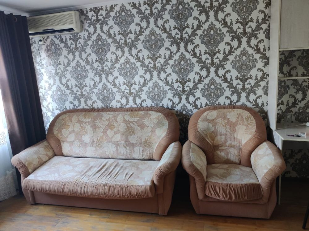 Продам диван 2+1