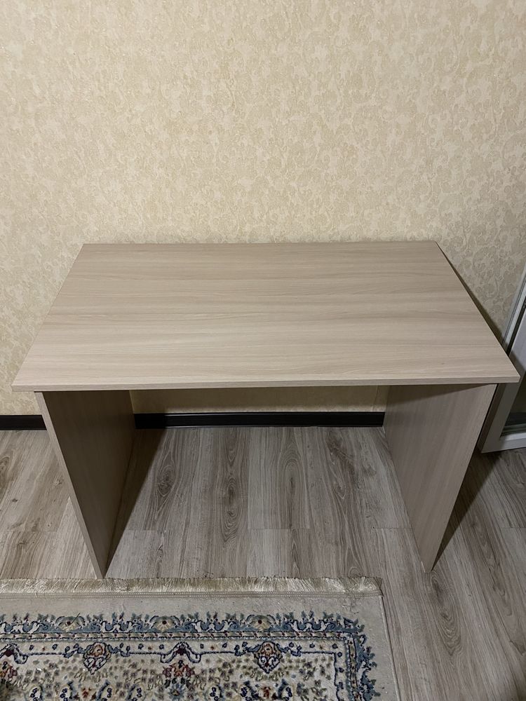 Столы несколько штук