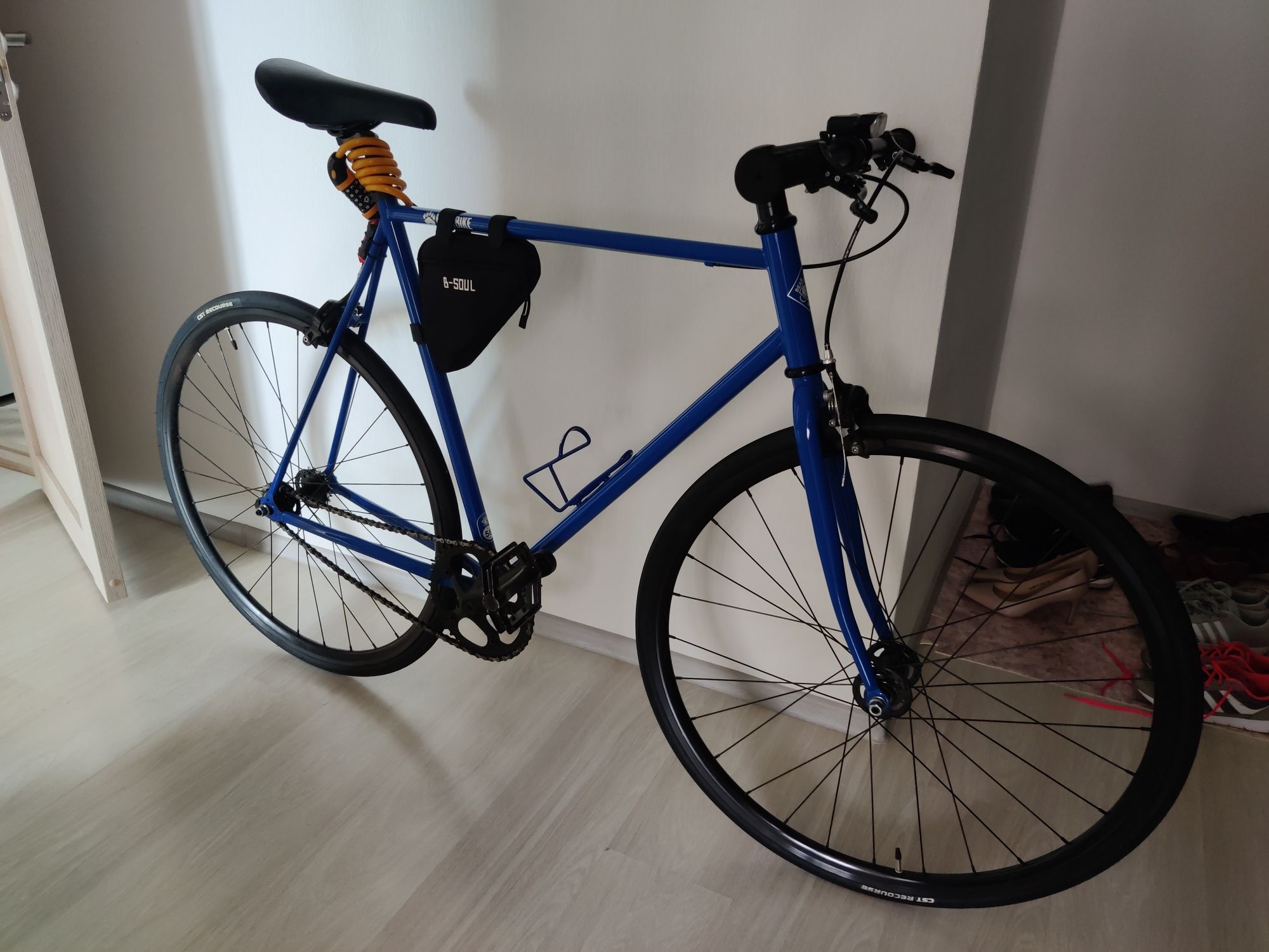 городской велосипед Bear Bike синглспид / фикс (идеальное состояние)