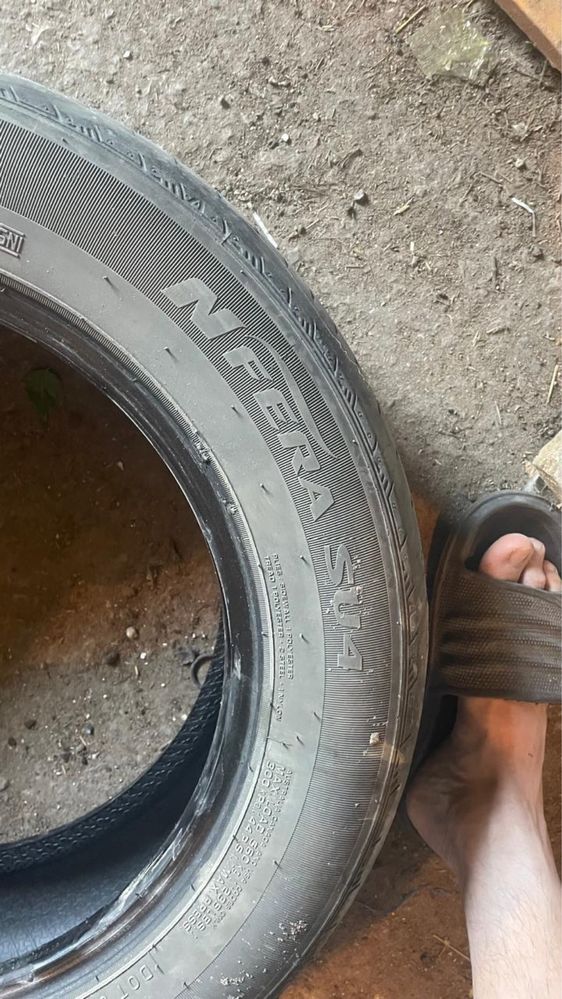 Продам шина 15 размер