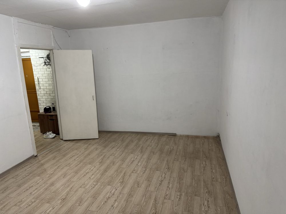 Сдам 1 комн квартиру на длит срок
