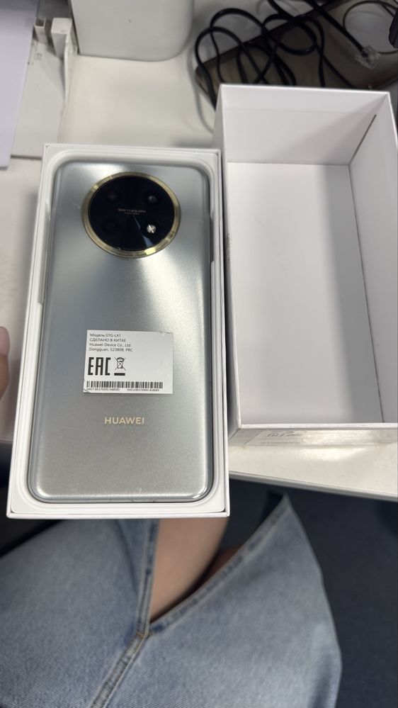 Продам Huawei nova Y91