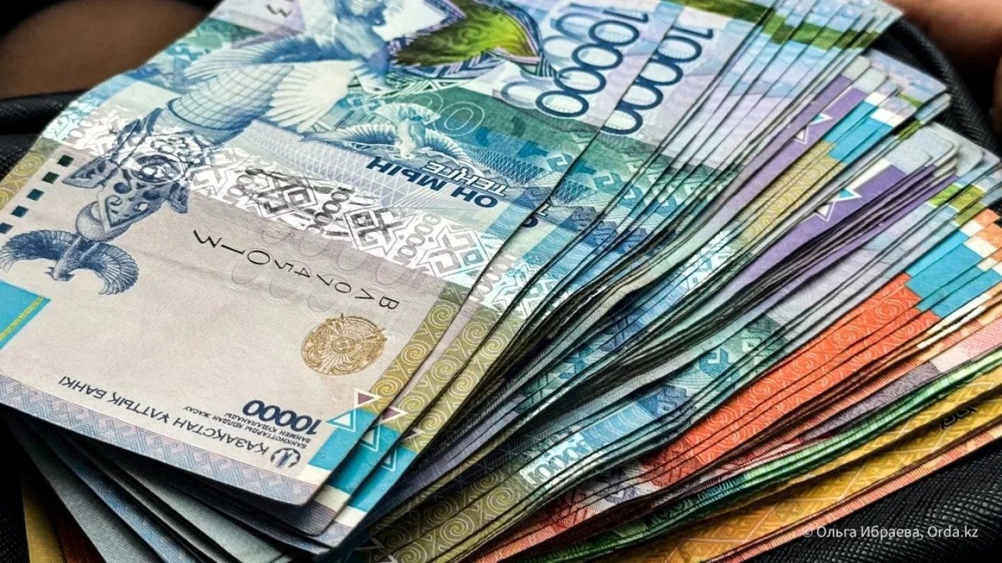 Дам деньги в долг под небольшой процент