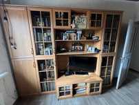 Продам книжную стенку с тв зоной