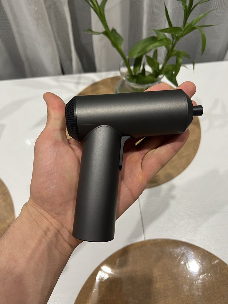 Аккумуляторная отвертка Xiaomi Mijia Electric Screwdriver