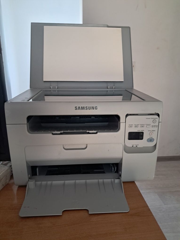 Продаю принтэр в отличном состоянии,фирмы самсунг,почти новый.