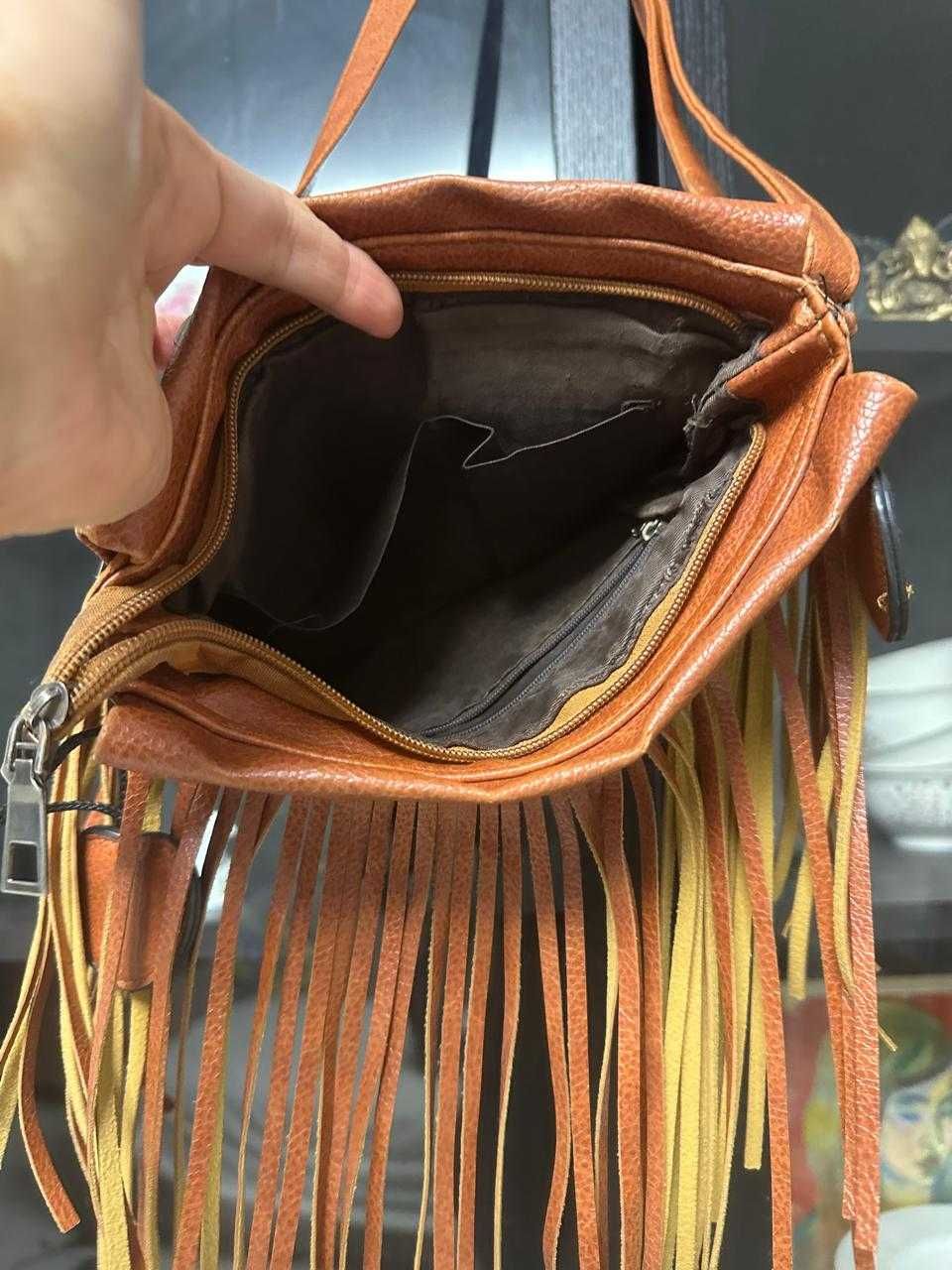 Продам сумку кроссбоди.