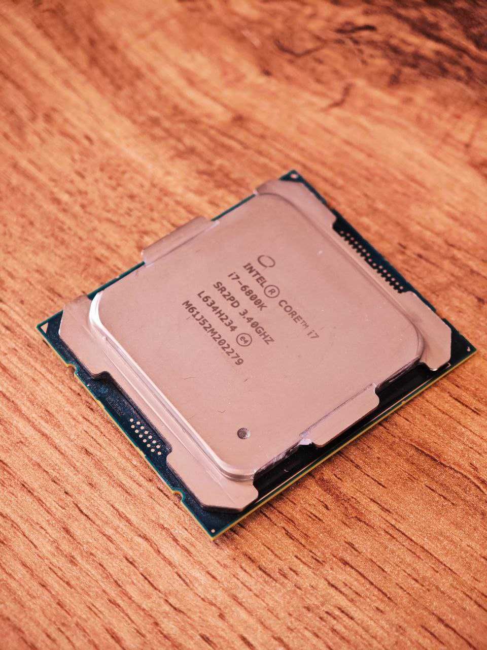 Процессор Intel Core i7-6800K
