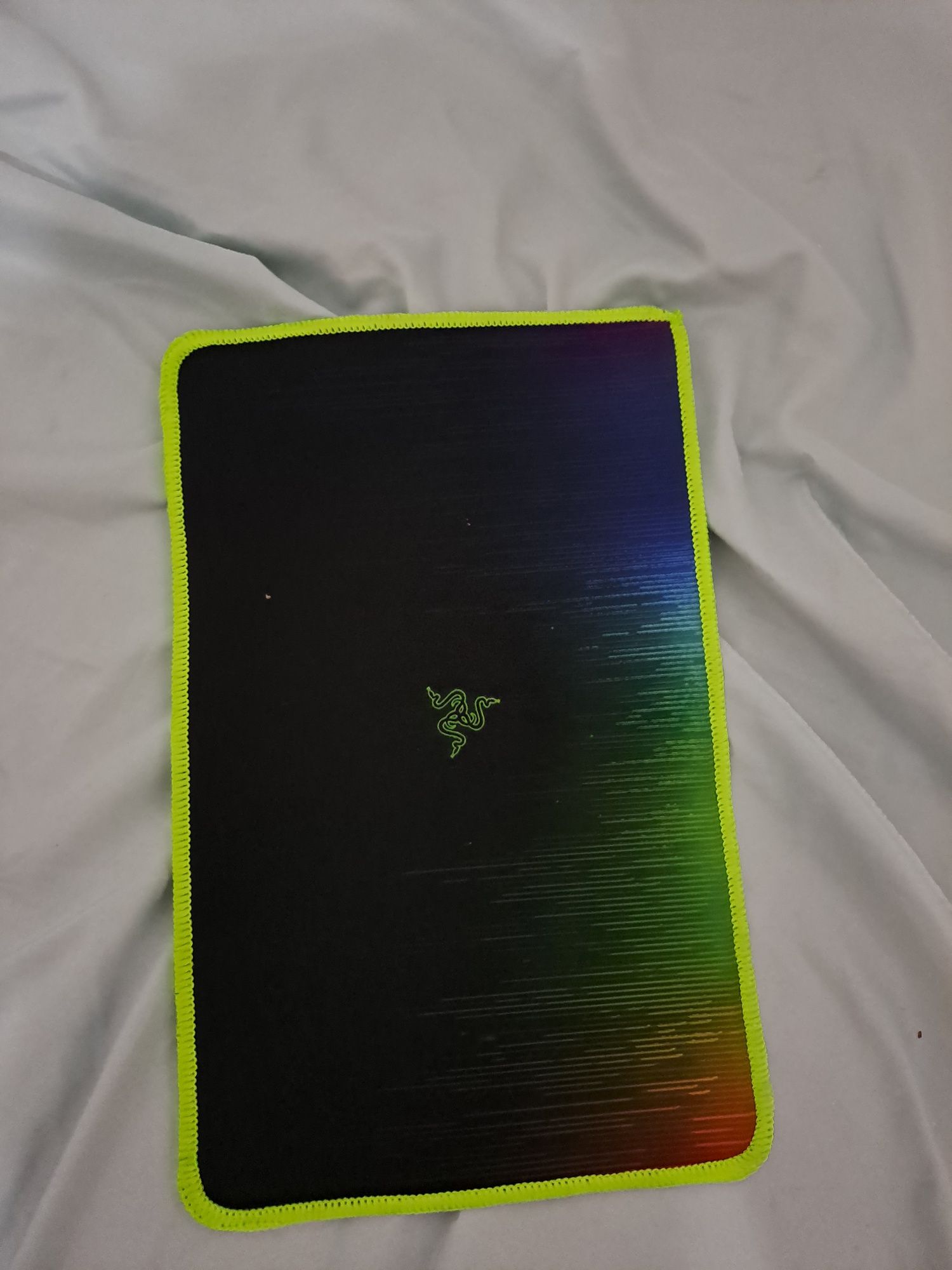 Наушники hyperX.    .