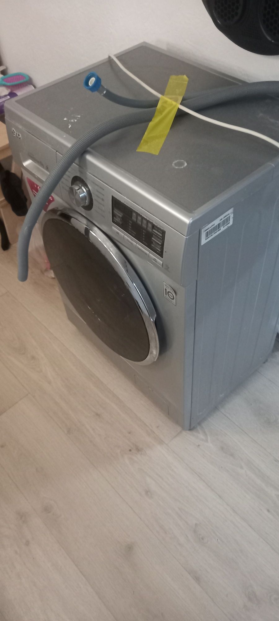 Продам стиральную машинку