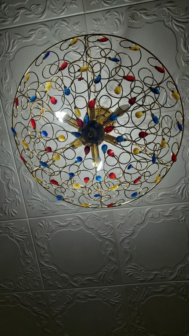 Люстра шестирожковая
