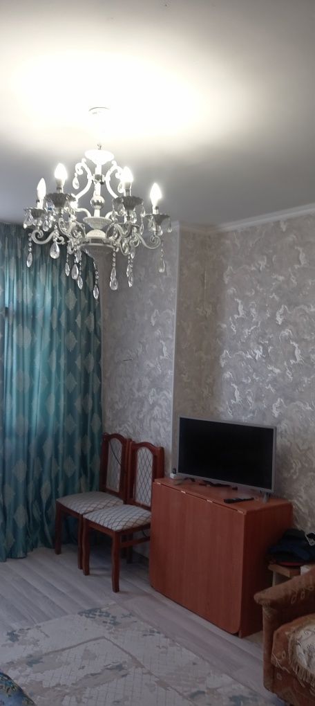 Тараз. Продаётся 2х ком кв, 1 этаж, 15 микр