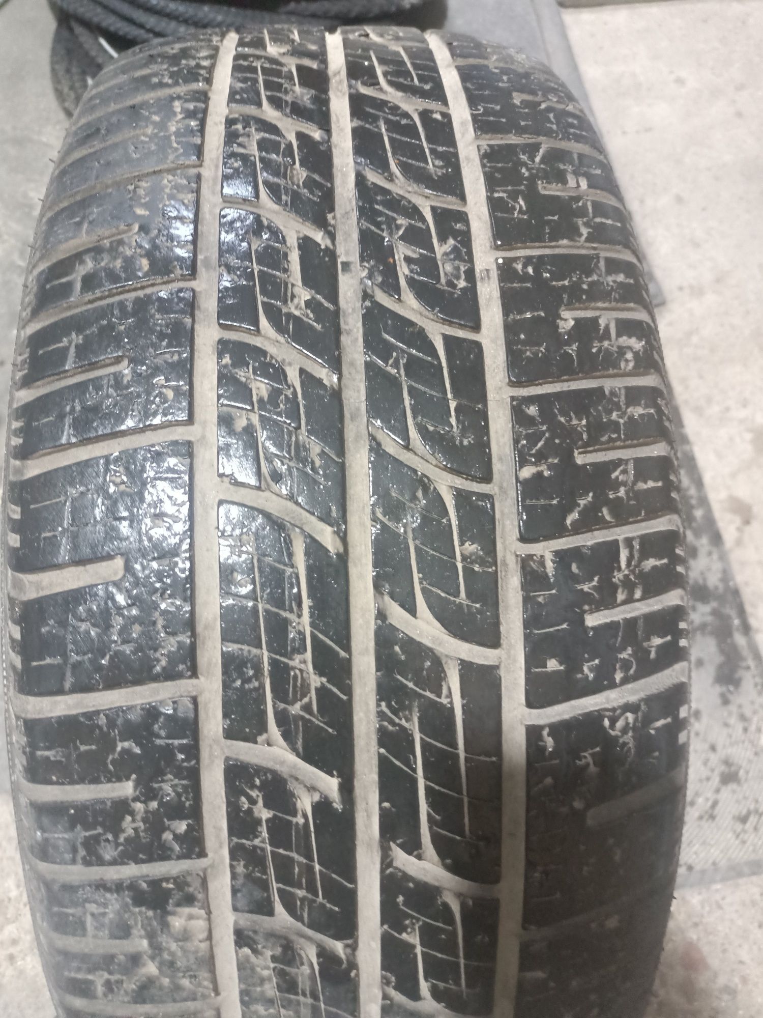 Продам покрышку 255/60/17