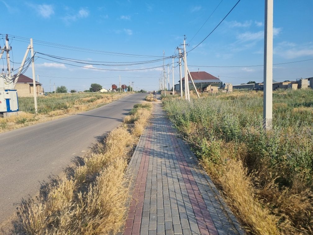 Участок+дом недостройный