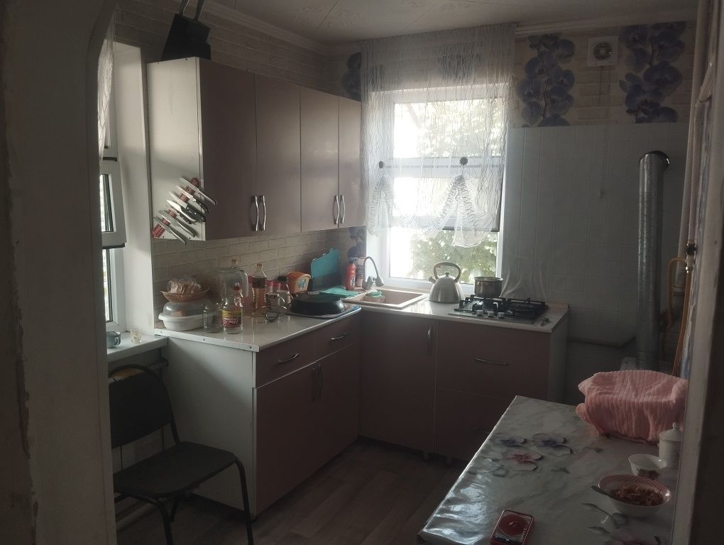 Продам гарнитур.