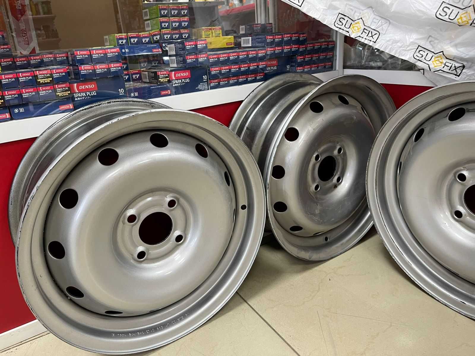 диски штампы на Lada Largys новые. Цена 12000 за 1 диск