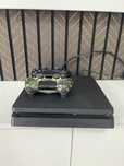 Ps4 в хорошем состоянии спочно продам