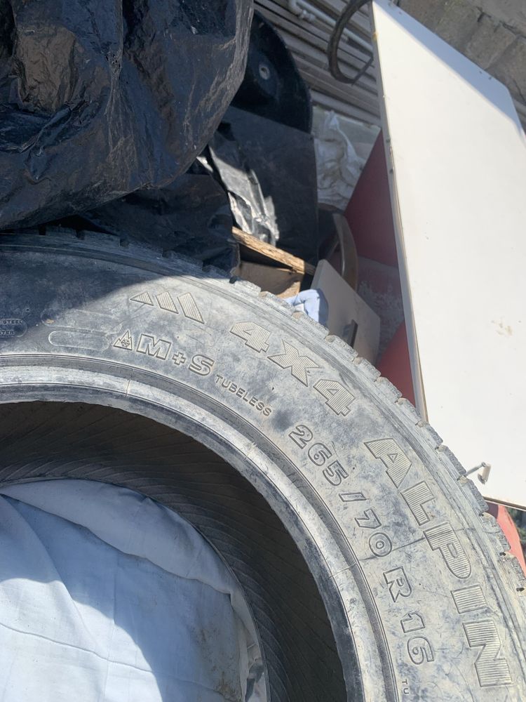 Шина 265/70/R16жағдай жақсы 15мын