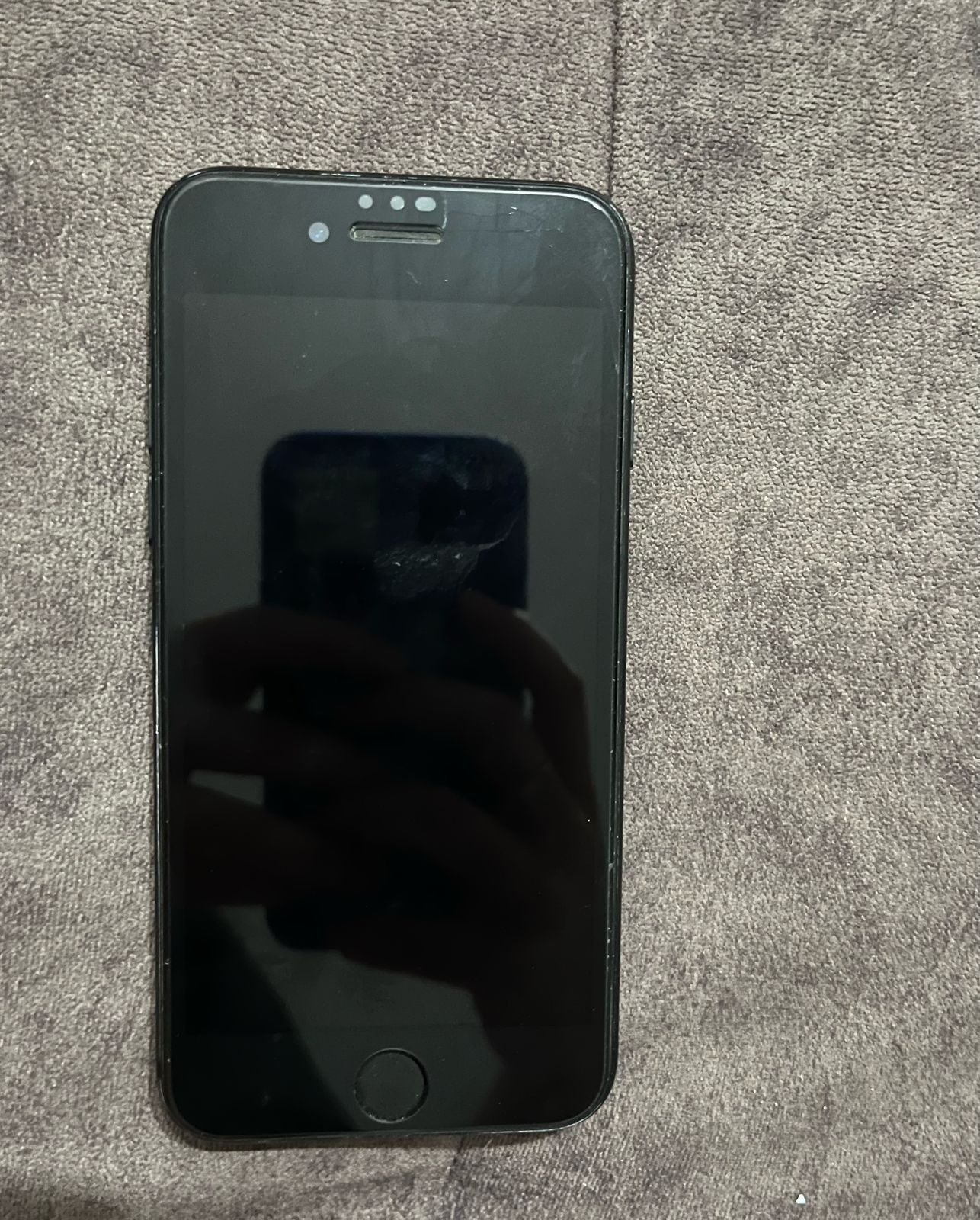 Айфон 7,   32GB.