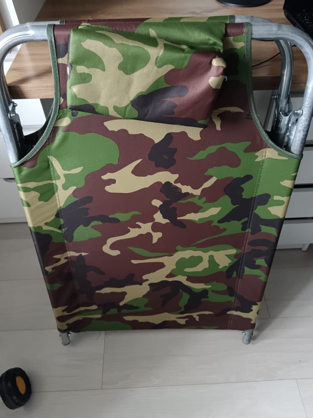 Продам раскладушку новую