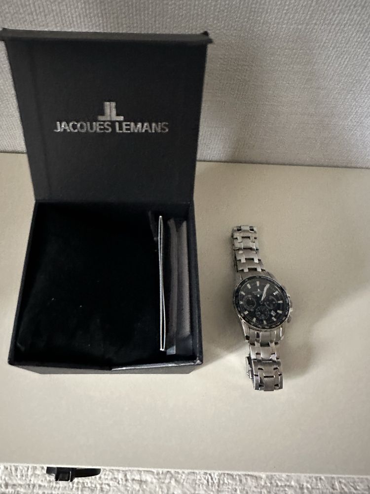 продам б/у часы Jacques Lemans