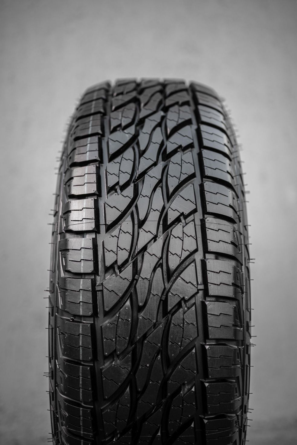 RAPID 245/75R17 LT ECOLANDER 121/118S