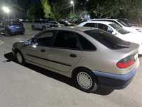 Renault Laguna 1 1997г 2.0л бензин