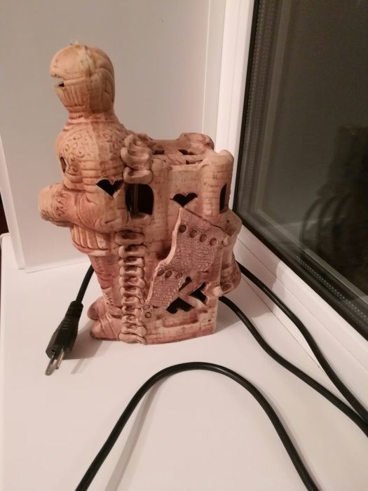 Светильник настольный
