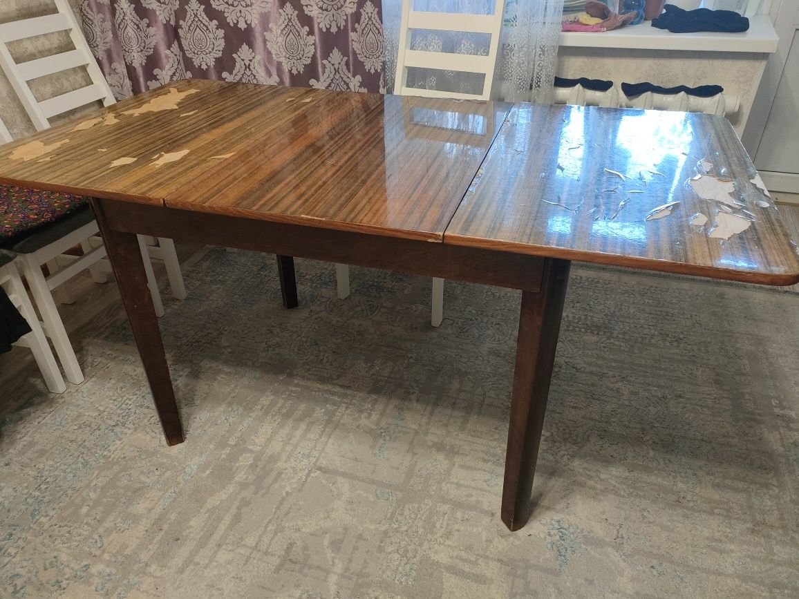 Продажа мебели, стол для кухни