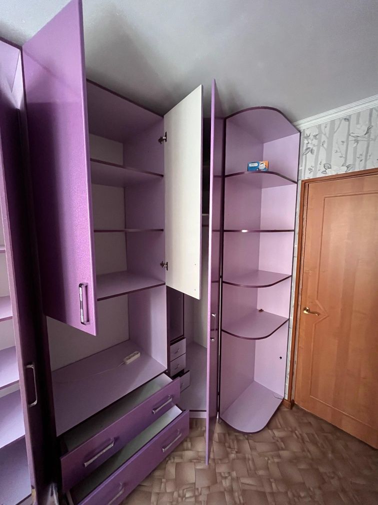 Продам детский гарнитур мебель