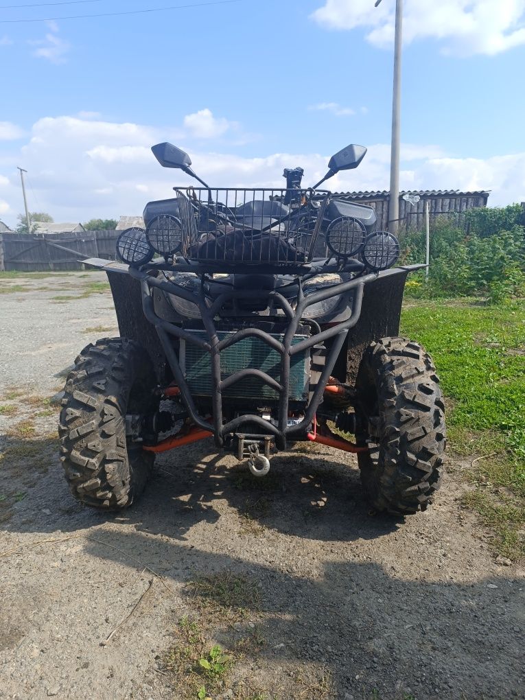 Продам или обмен квадроцикл 300куб ,полный привод4×4,лебедка