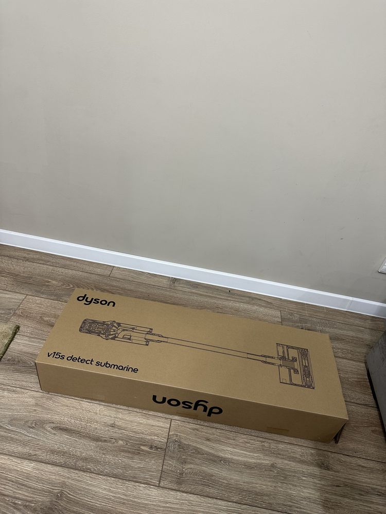 Продам dyson пылесос