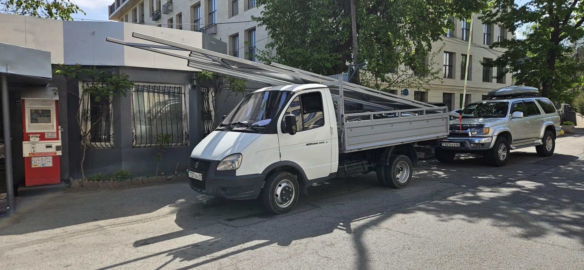 Грузоперевозки, Газель, Бортовой, Открытый, Доставка. Паркинг