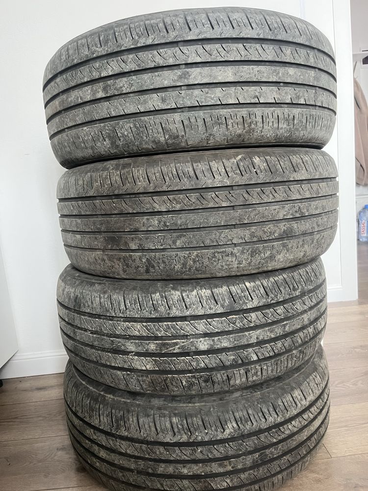 Продам резину б/у.