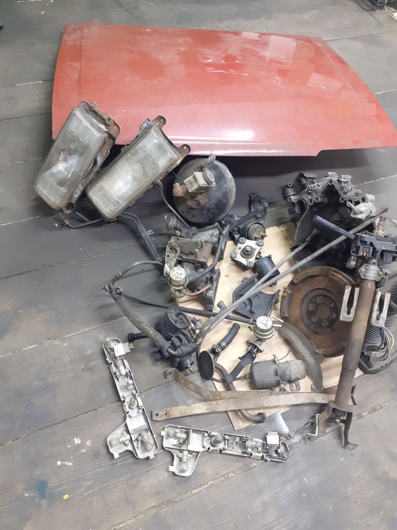 Автозапчасти оригинальные японские от мазды 1988 года выпуска