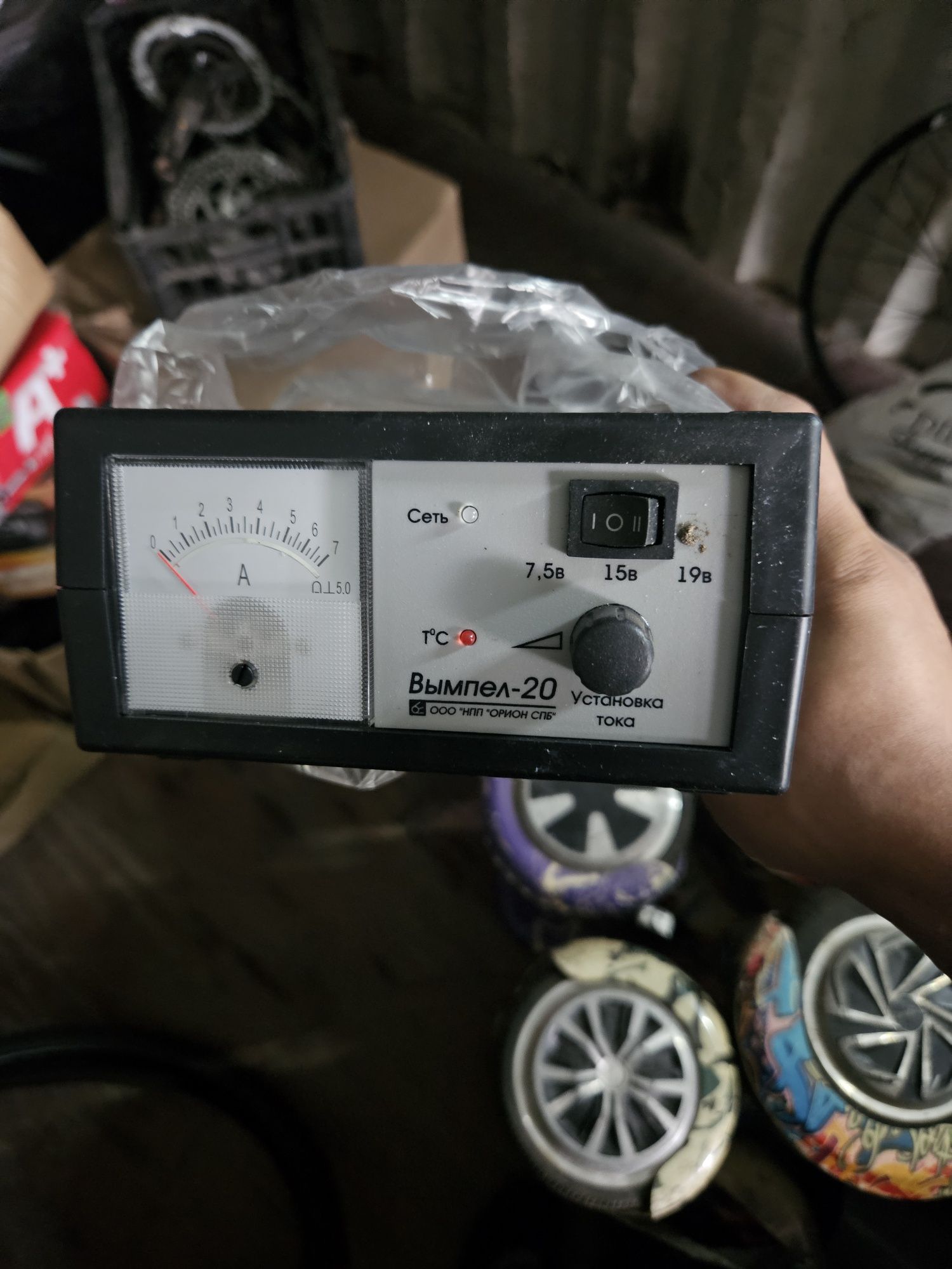 Продам зарядки для аккумулятора
