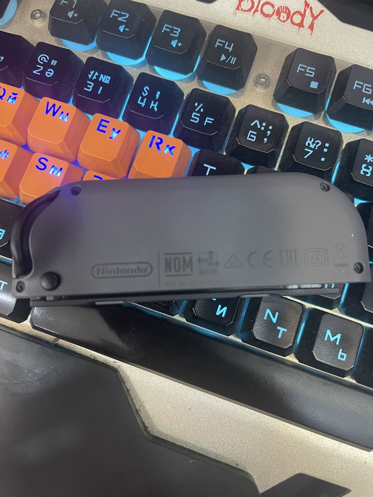 Nintendo switch joystick левый.