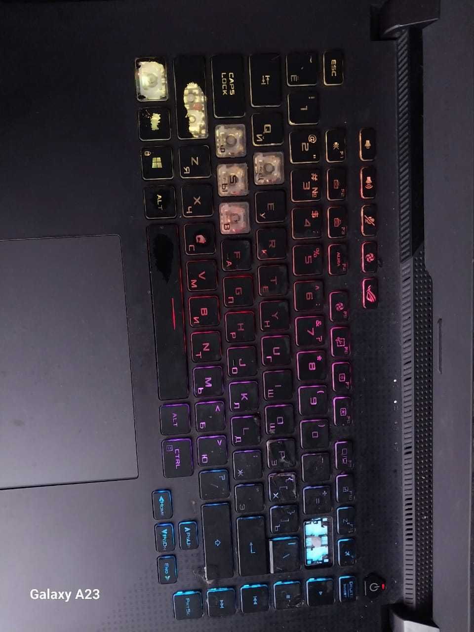 Asus ROG Strix G513H
